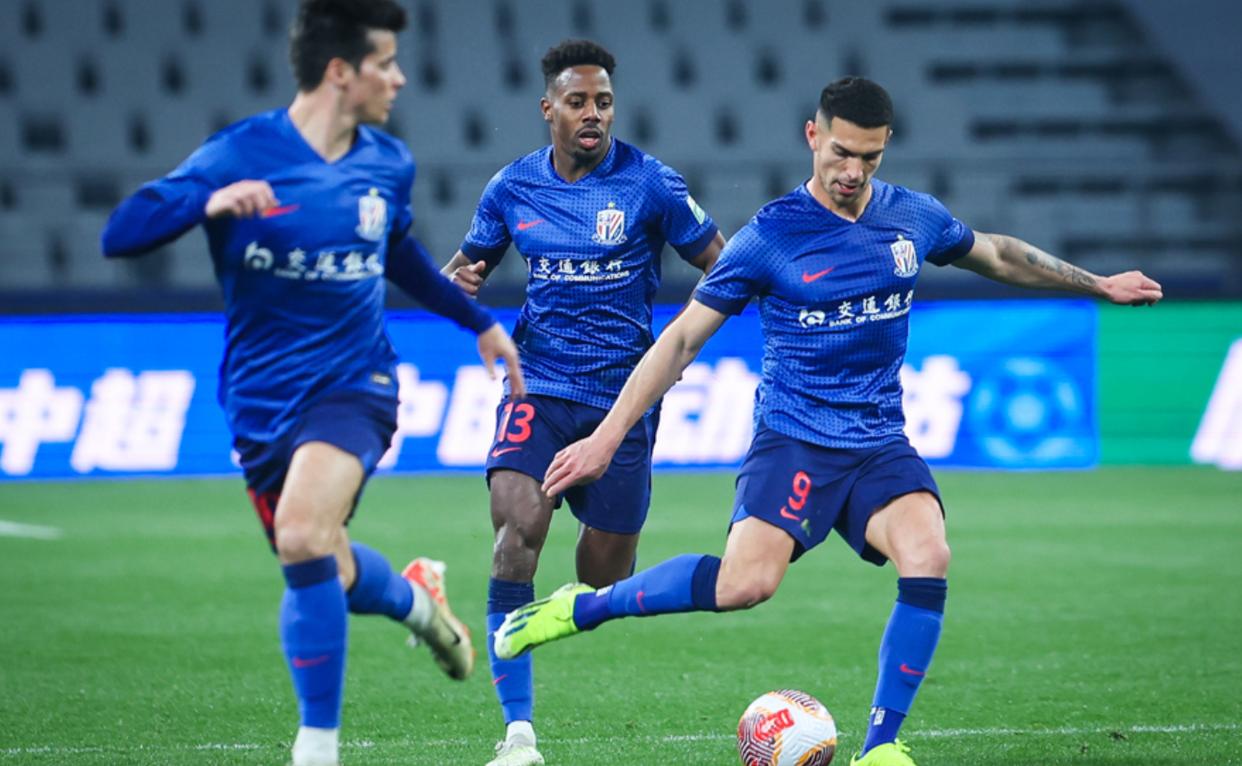 关于欧冠国际比赛日走向成谜，上海申花外线爆发，质疑声仍在，高层口径保持一致的信息