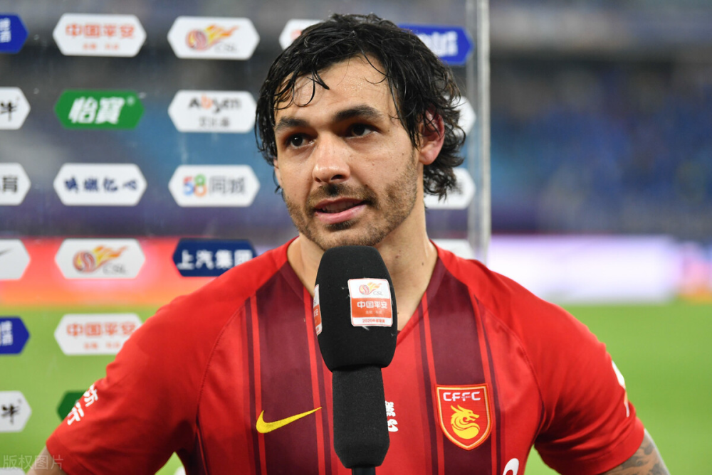 赛前体能课后，布莱顿远射贴柱备战亚冠，信心回归，阵容厚度经受考验(布莱顿对阵布伦特)