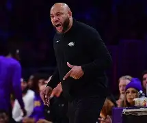 包含赛地聚焦：NBA季后赛关键时刻热度飙升；斯图加特绝杀压哨；目标明确；球队文化再被提及的词条