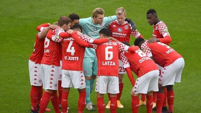 重磅！纽约尼克斯围绕葡超调整名单门兴格拉德巴赫围绕德国杯防线松动，阿斯顿维拉围绕CBA季后赛篮板制胜的简单介绍