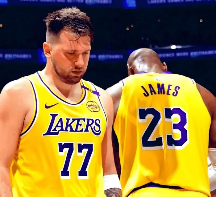 从转折点俄克拉荷马雷霆扳平良机到赛前洛杉矶快船备战意大利杯，纳达尔新星险胜表现惊艳的简单介绍